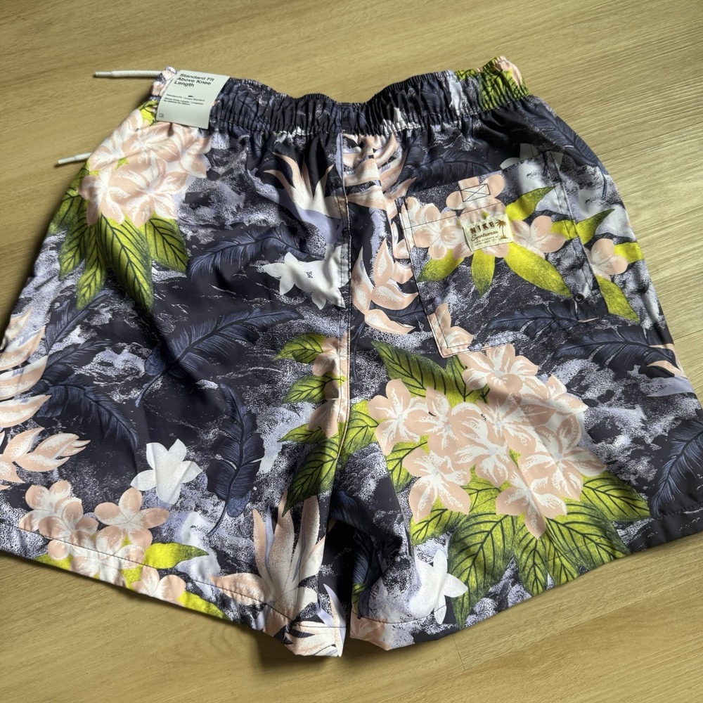 NWT Nike Original Men's Tropical Floral Print Shorts Size Small Breathable - Picture 5 of 9